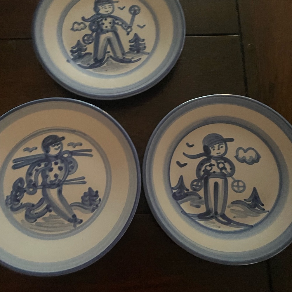 M.A. Hadley set/3 skier 6 inch plates